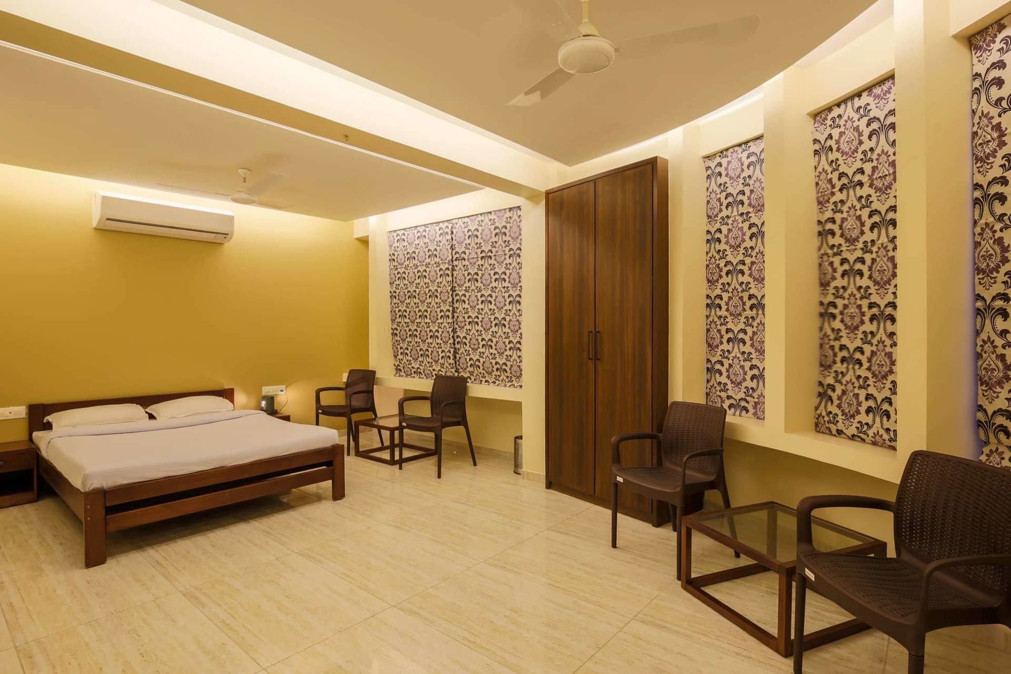 Hotel Darshan كولهابور المظهر الخارجي الصورة